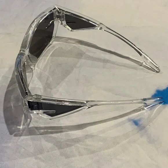 Sunglasses - Picture 2 of 4